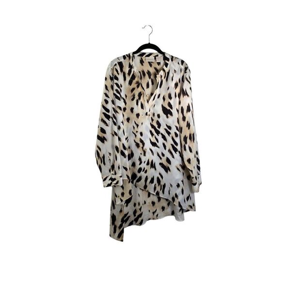 Chicos women’s cheetah animal, print, high, low blouse, size large ￼ - Picture 2 of 6